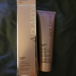 Mary Kay Time-Wise Repair Volu-Firm Foaming Cleanser